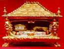 Reliquiario in legno dorato fine XVII 