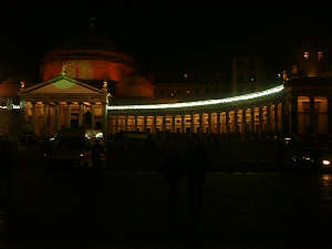 Joseph Kosuth, Piazza Plebiscito, Napoli, 2001/02