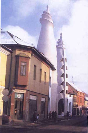 Imre Makovecz, centro culturale, Szigetvàr Vigadò, disegni 1964-65, realizzazione 1994