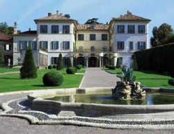 Villa Menafoglio Litta panza