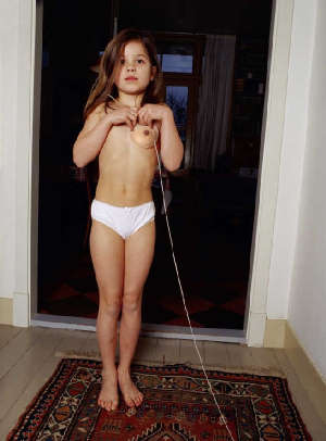 Margi Geerlinks YOUNG_LADY_II