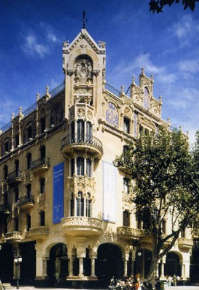 Spagna, la Fundación la Caixa compie dieci anni. E li festeggia con una grande mostra