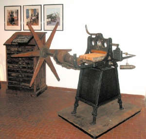 Archivio Museo della Stampa - torchio