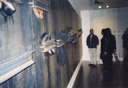 Napoli, un po’ di pioggia e la metropolitana si allaga. E fa marcire le opere d’arte