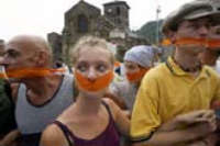 Roma, Raffarin toglie i sussidi e gli artisti francesi occupano Villa Medici