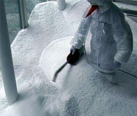 Michaerl Fliri - der schneemann - videoinstallazione - 2001