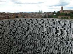 Installazioni nei parcheggi di Siena