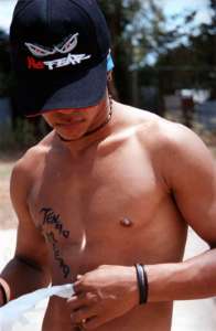 Produciendo Realidad - Wilbert Carmona - Cosas por la cuales se muere - 2004 - Lucca Ass Prometeo