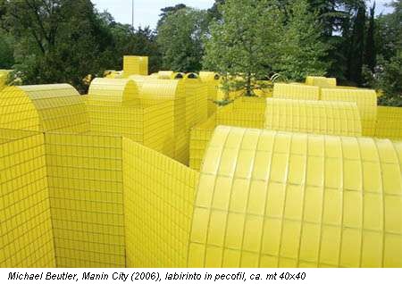 Michael Beutler, Manin City (2006), labirinto in pecofil, ca. mt 40x40