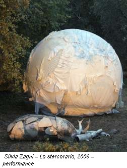 Silvia Zagni – Lo stercorario, 2006 – performance