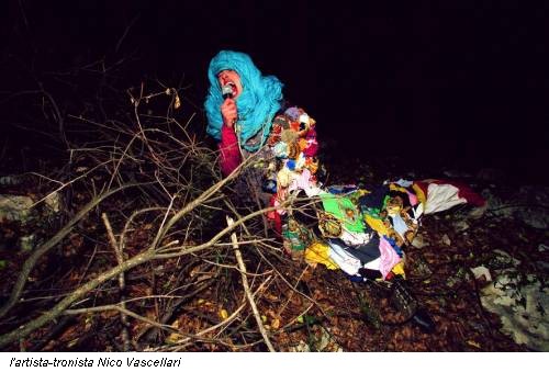 l'artista-tronista Nico Vascellari