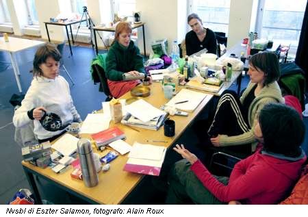 Nvsbl di Eszter Salamon, fotografo: Alain Roux