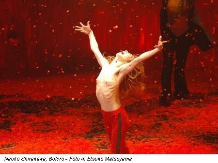 Naoko Shirakawa, Bolero - Foto di Etsuko Matsuyama