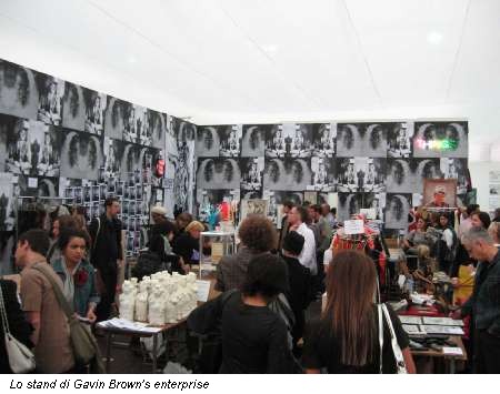 Lo stand di Gavin Brown's enterprise