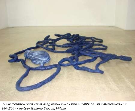 Luisa Rabbia - Sulla curva del giorno - 2007 - biro e matita blu su materiali vari - cm 240x200 - courtesy Galleria Ciocca, Milano