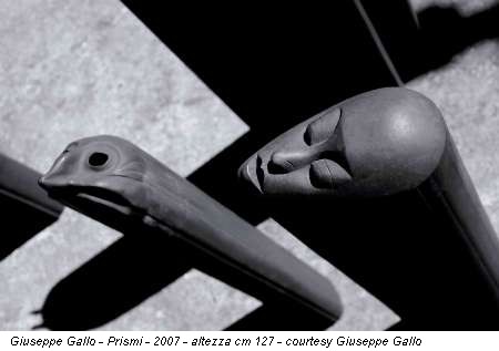 Giuseppe Gallo - Prismi - 2007 - altezza cm 127 - courtesy Giuseppe Gallo