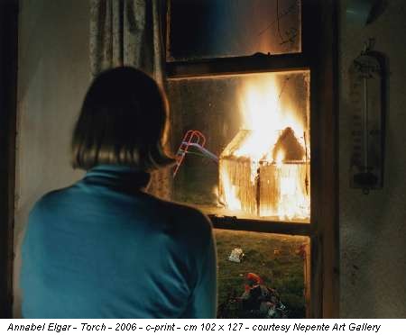 Annabel Elgar - Torch - 2006 - c-print - cm 102 x 127 - courtesy Nepente Art Gallery