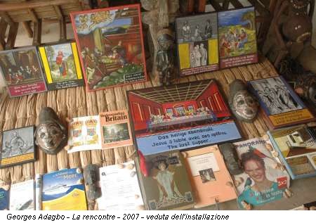 Georges Adéagbo - La rencontre - 2007 - veduta dell'installazione