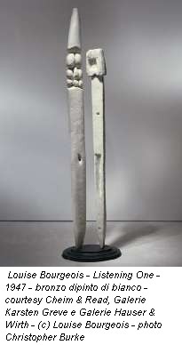 Louise Bourgeois - Listening One - 1947 - bronzo dipinto di bianco - courtesy Cheim & Read, Galerie Karsten Greve e Galerie Hauser & Wirth - (c) Louise Bourgeois - photo Christopher Burke