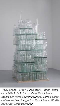 Tony Cragg - Clear Glass stack - 1999 - vetro - cm 240x115x115 - courtesy Tucci Russo Studio per l’Arte Contemporanea, Torre Pellice - photo archivio fotografico Tucci Russo Studio per l’Arte Contemporanea