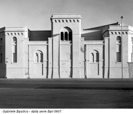 Gabriele Basilico - dalla serie Bari 0607