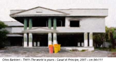 Olivo Barbieri - TWIY-The world is yours - Casal di Principe, 2007 - cm 84x111