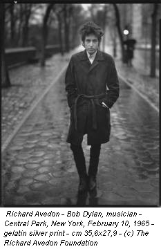Richard Avedon - Bob Dylan, musician - Central Park, New York, February 10, 1965 - gelatin silver print - cm 35,6x27,9 - (c) The Richard Avedon Foundation