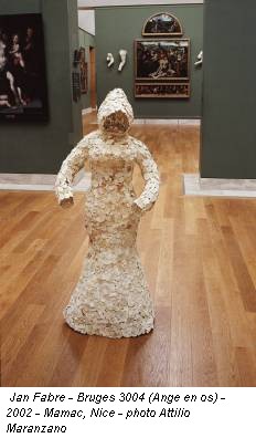 Jan Fabre - Bruges 3004 (Ange en os) - 2002 - Mamac, Nice - photo Attilio Maranzano