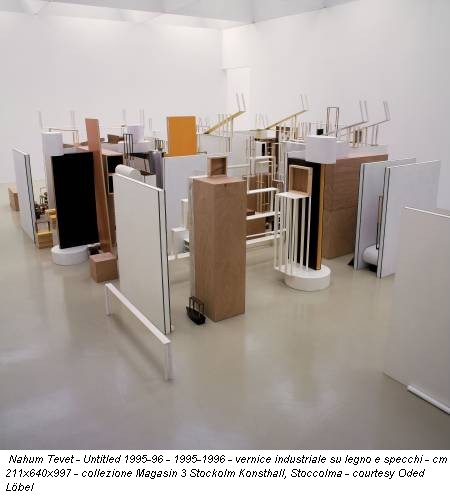 Nahum Tevet - Untitled 1995-96 - 1995-1996 - vernice industriale su legno e specchi - cm 211x640x997 - collezione Magasin 3 Stockolm Konsthall, Stoccolma - courtesy Oded Löbel