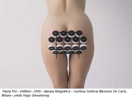 Paola Pivi - Untitled - 2008 - stampa fotografica - courtesy Galleria Massimo De Carlo, Milano - photo Hugo Glendinning