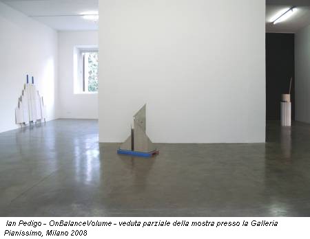 Ian Pedigo - OnBalanceVolume - veduta parziale della mostra presso la Galleria Pianissimo, Milano 2008