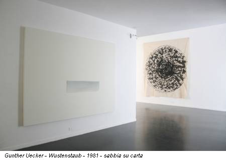 Gunther Uecker - Wustenstaub - 1981 - sabbia su carta
