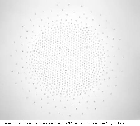 Teresita Fernàndez - Cameo (Bernini) - 2007 - marmo bianco - cm 182,9x182,9