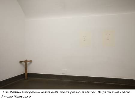 Kris Martin - Inter pares - veduta della mostra presso la Gamec, Bergamo 2008 - photo Antonio Maniscalco