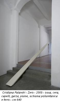 Cristiana Palandri - Zero - 2008 - ossa, cera, capelli, garza, piume, schiuma poliuretanica e ferro - cm 640