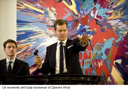 Un momento dell’asta londinese di Damien Hirst