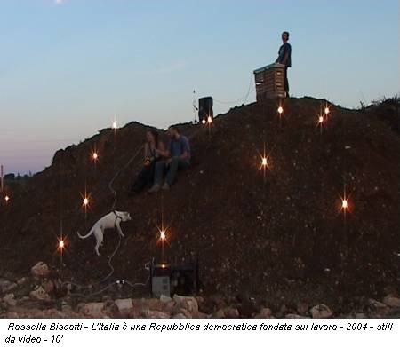 Rossella Biscotti - L'Italia è una Repubblica democratica fondata sul lavoro - 2004 - still da video - 10'