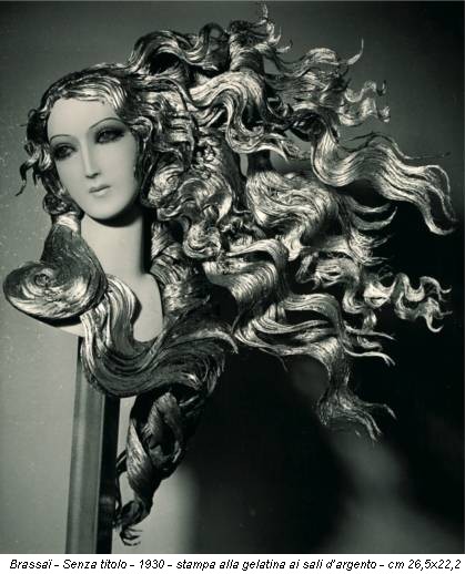 Brassaï - Senza titolo - 1930 - stampa alla gelatina ai sali d’argento - cm 26,5x22,2