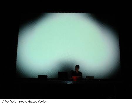 Alva Noto - photo Alvaro Farfan