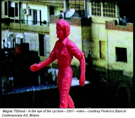 Magda Tóthová - In the eye of the cyclone - 2007 - video - courtesy Federico Bianchi Contemporary Art, Milano