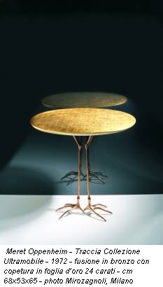 Meret Oppenheim - Traccia Collezione Ultramobile - 1972 - fusione in bronzo con copetura in foglia d’oro 24 carati - cm 68x53x65 - photo Mirozagnoli, Milano