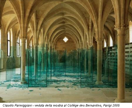 Claudio Parmiggiani - veduta della mostra al Collège des Bernardins, Parigi 2008