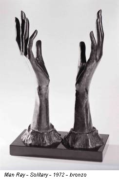 Man Ray - Solitary - 1972 - bronzo