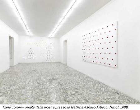 Niele Toroni - veduta della mostra presso la Galleria Alfonso Artiaco, Napoli 2008