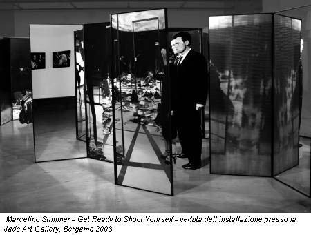 Marcelino Stuhmer - Get Ready to Shoot Yourself - veduta dell’installazione presso la Jade Art Gallery, Bergamo 2008