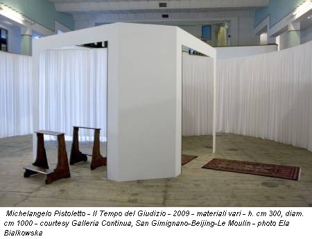 Michelangelo Pistoletto - Il Tempo del Giudizio - 2009 - materiali vari - h. cm 300, diam. cm 1000 - courtesy Galleria Continua, San Gimignano-Beijing-Le Moulin - photo Ela Bialkowska