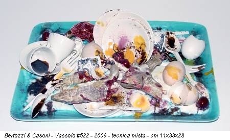 Bertozzi & Casoni - Vassoio #522 - 2006 - tecnica mista - cm 11x38x28