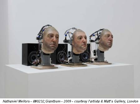 Nathaniel Mellors - Giantbum - 2009 - courtesy l’artista & Matt’s Gallery, London