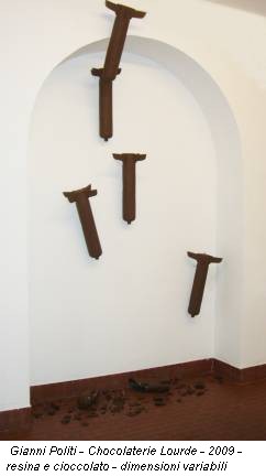 Gianni Politi - Chocolaterie Lourde - 2009 - resina e cioccolato - dimensioni variabili