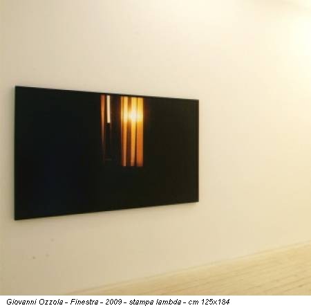 Giovanni Ozzola - Finestra - 2009 - stampa lambda - cm 125x184